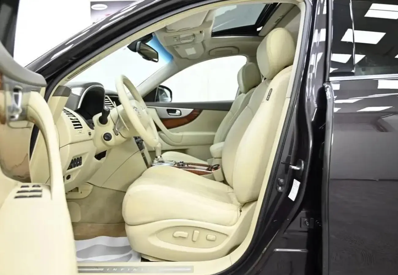 Infiniti FX