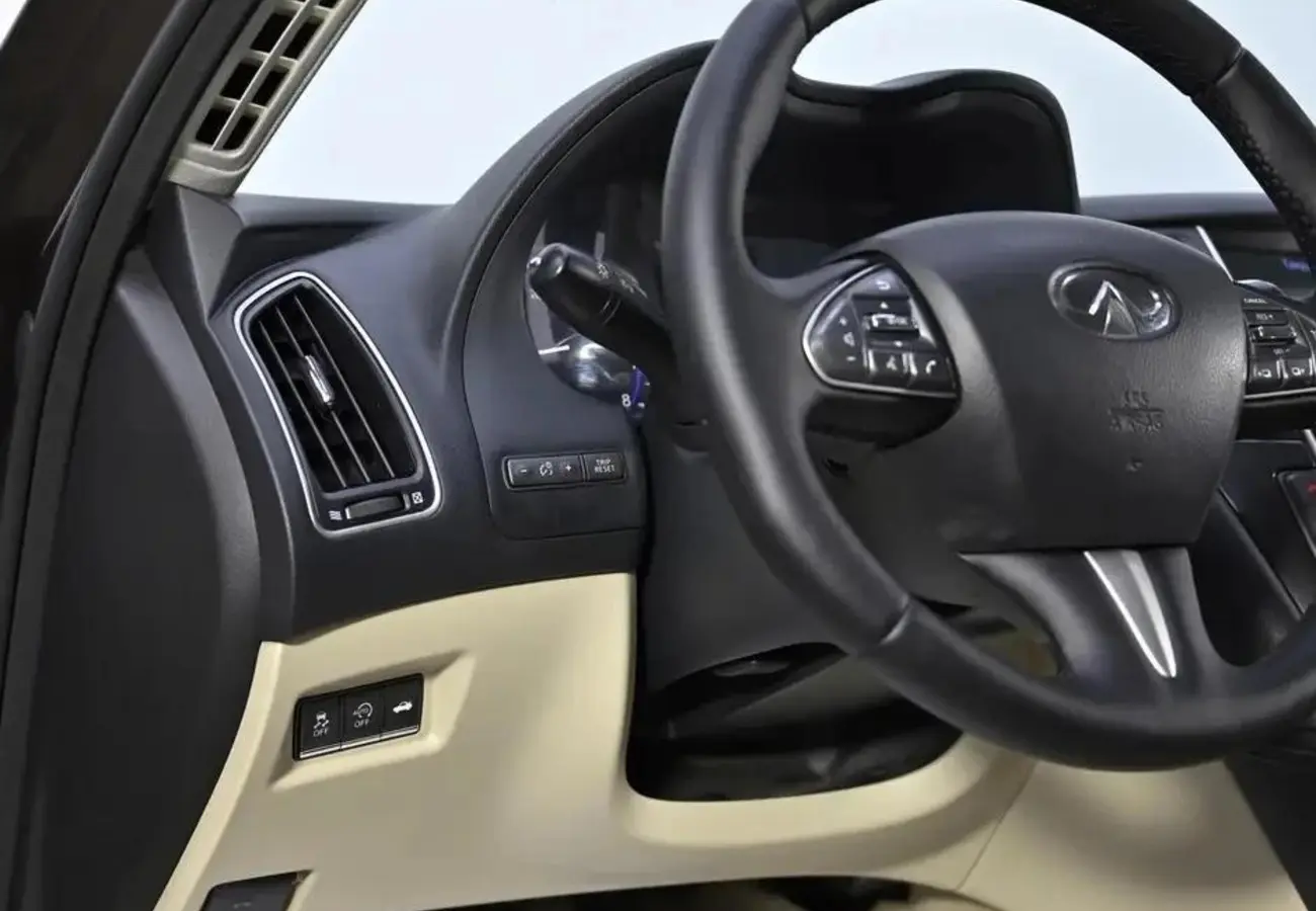Infiniti Q50