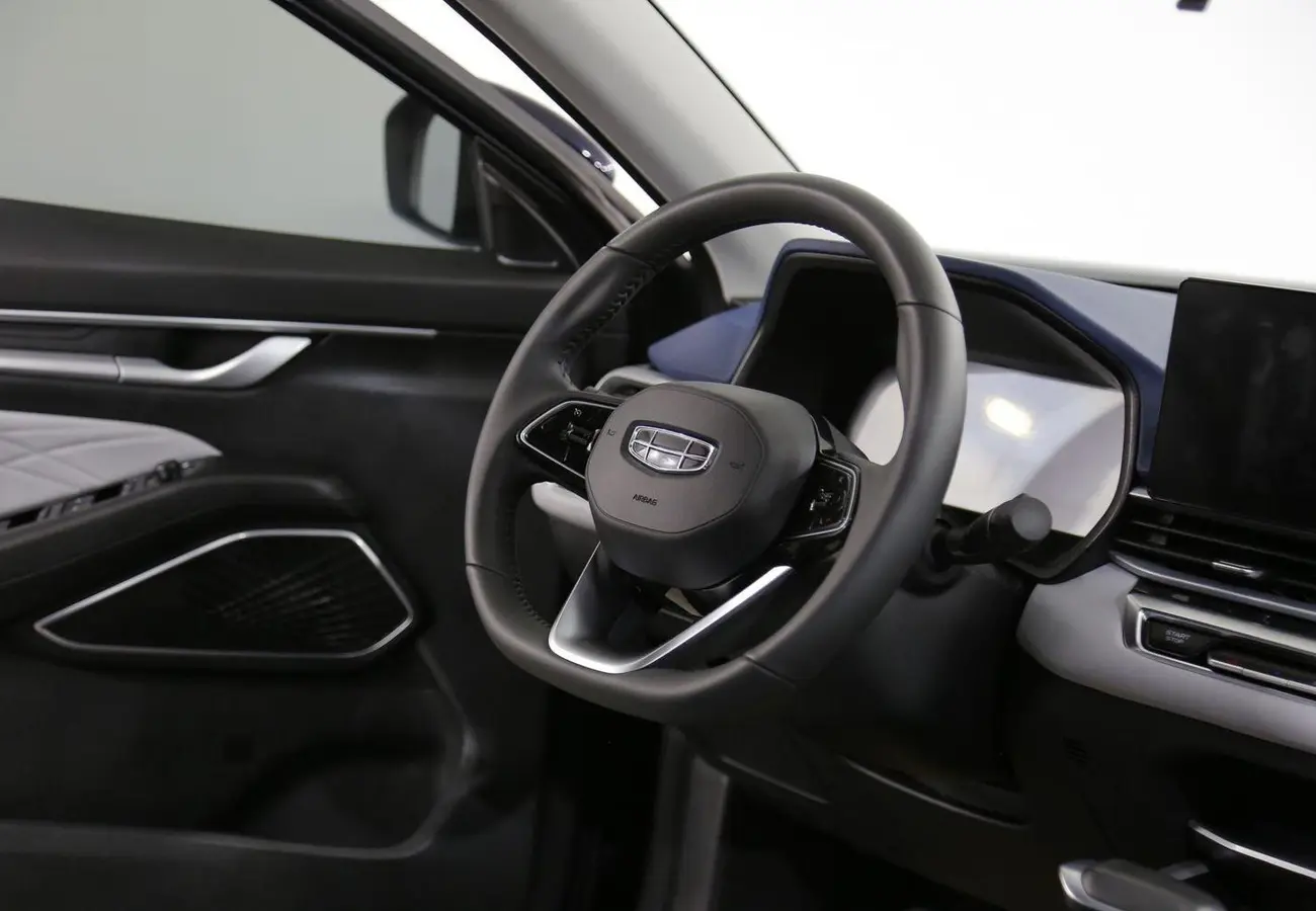 Geely Emgrand EC7