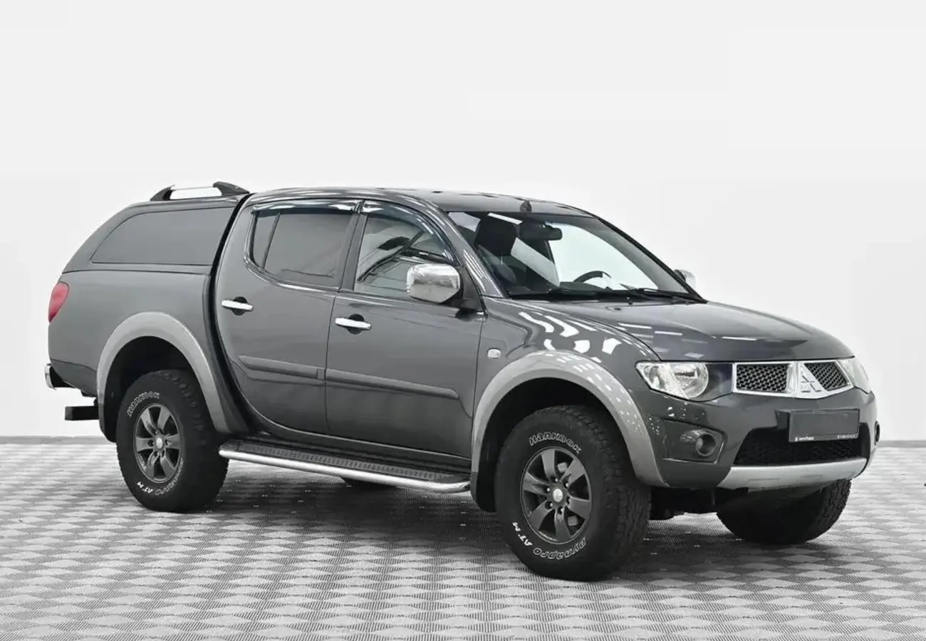 Mitsubishi L200