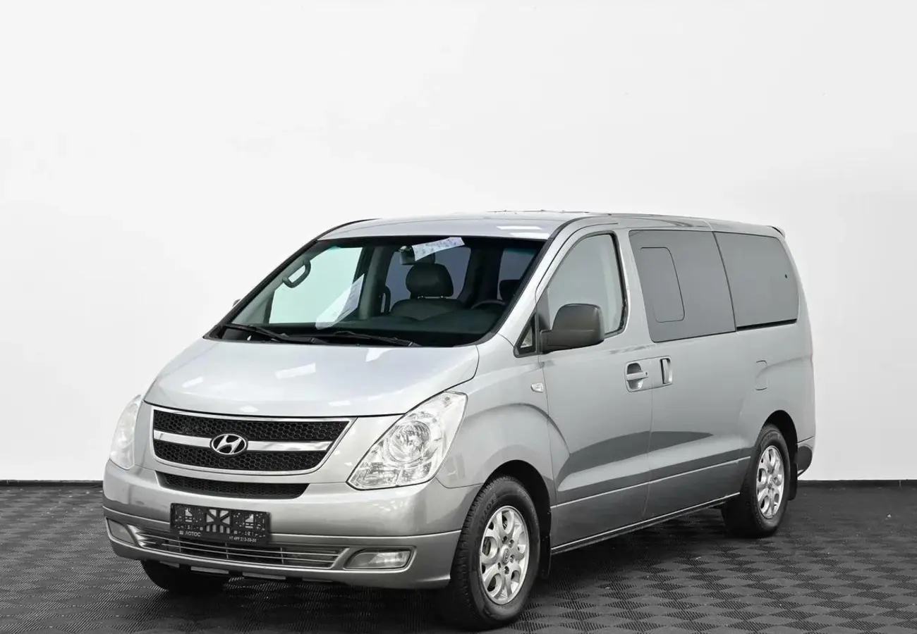 Hyundai Grand Starex