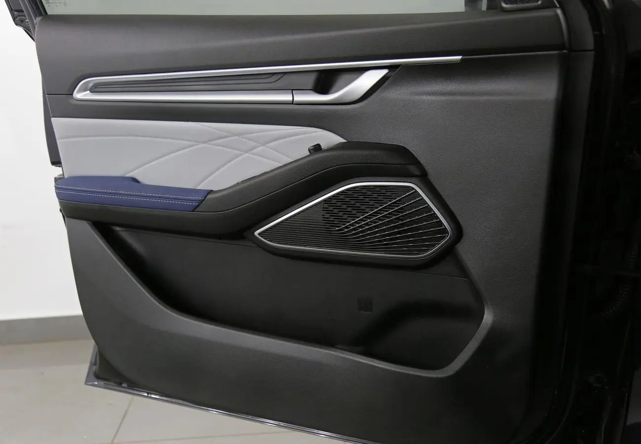 Geely Emgrand EC7