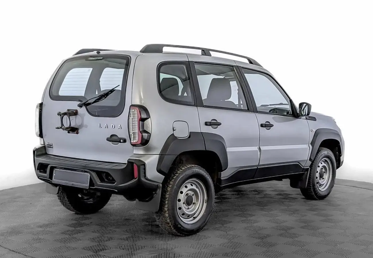 Lada (ВАЗ) Niva Travel