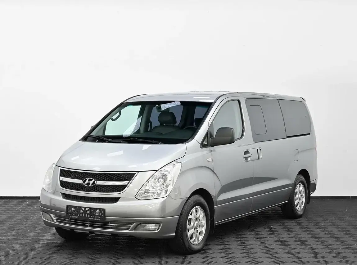 Hyundai Grand Starex