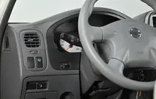 Nissan NP300