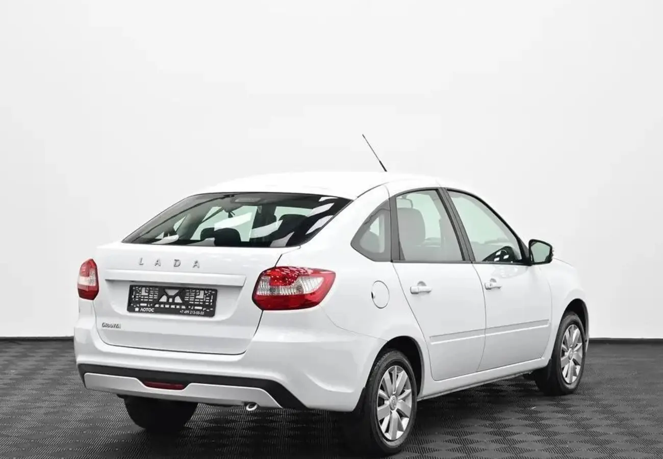 Lada (ВАЗ) Granta