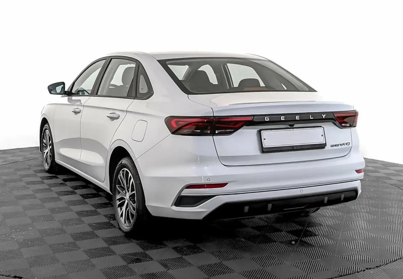Geely Emgrand EC7