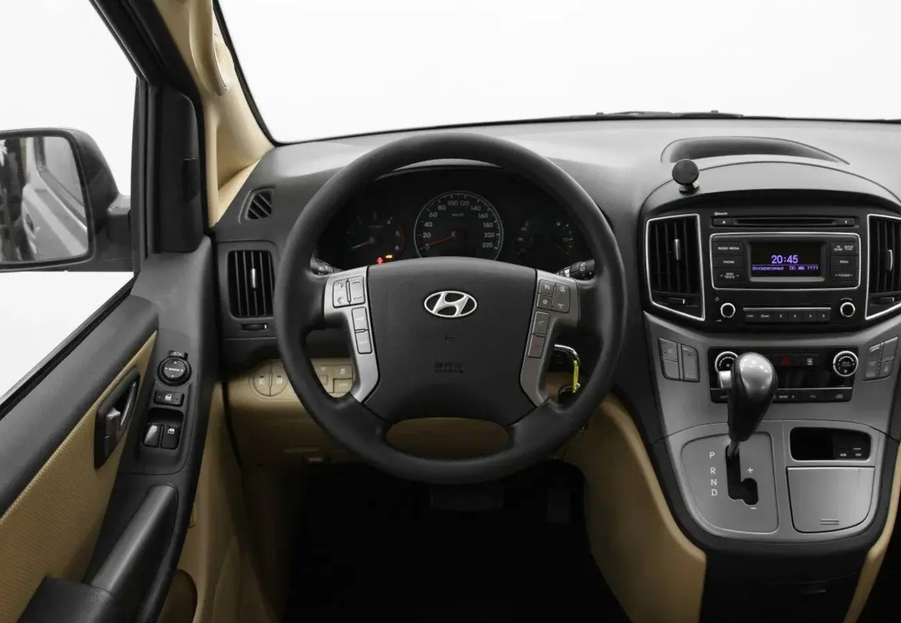 Hyundai H-1
