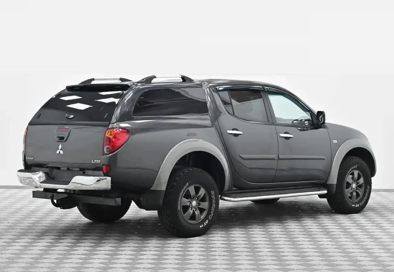 Mitsubishi L200