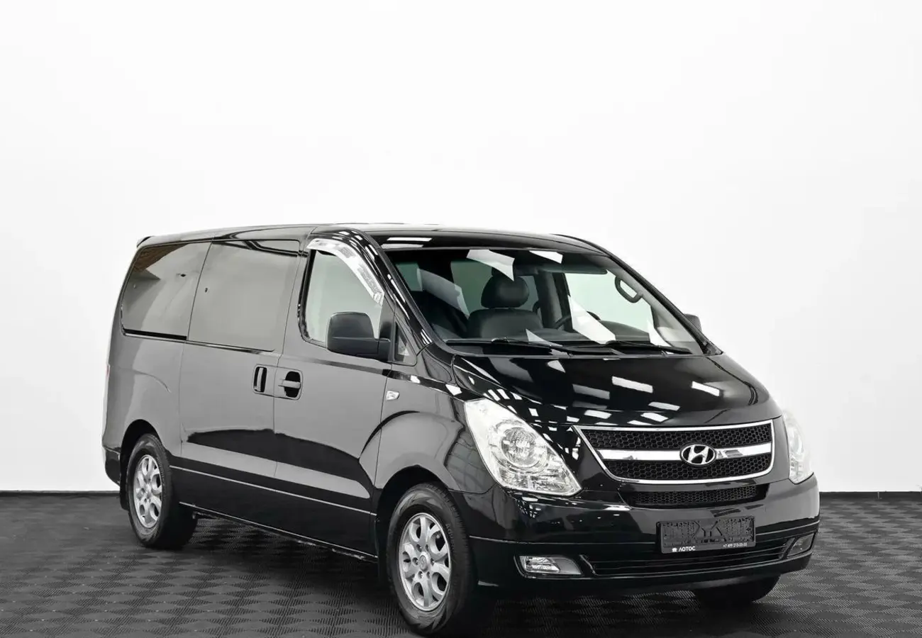 Hyundai Grand Starex