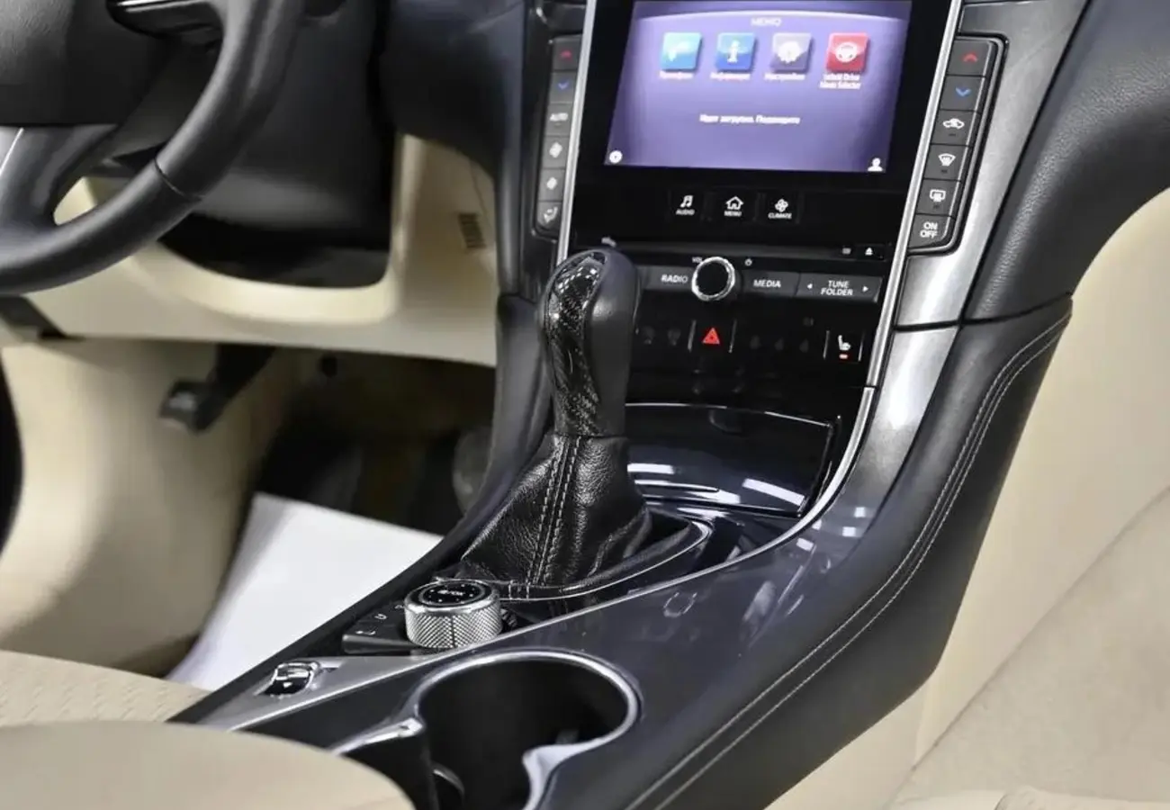Infiniti Q50