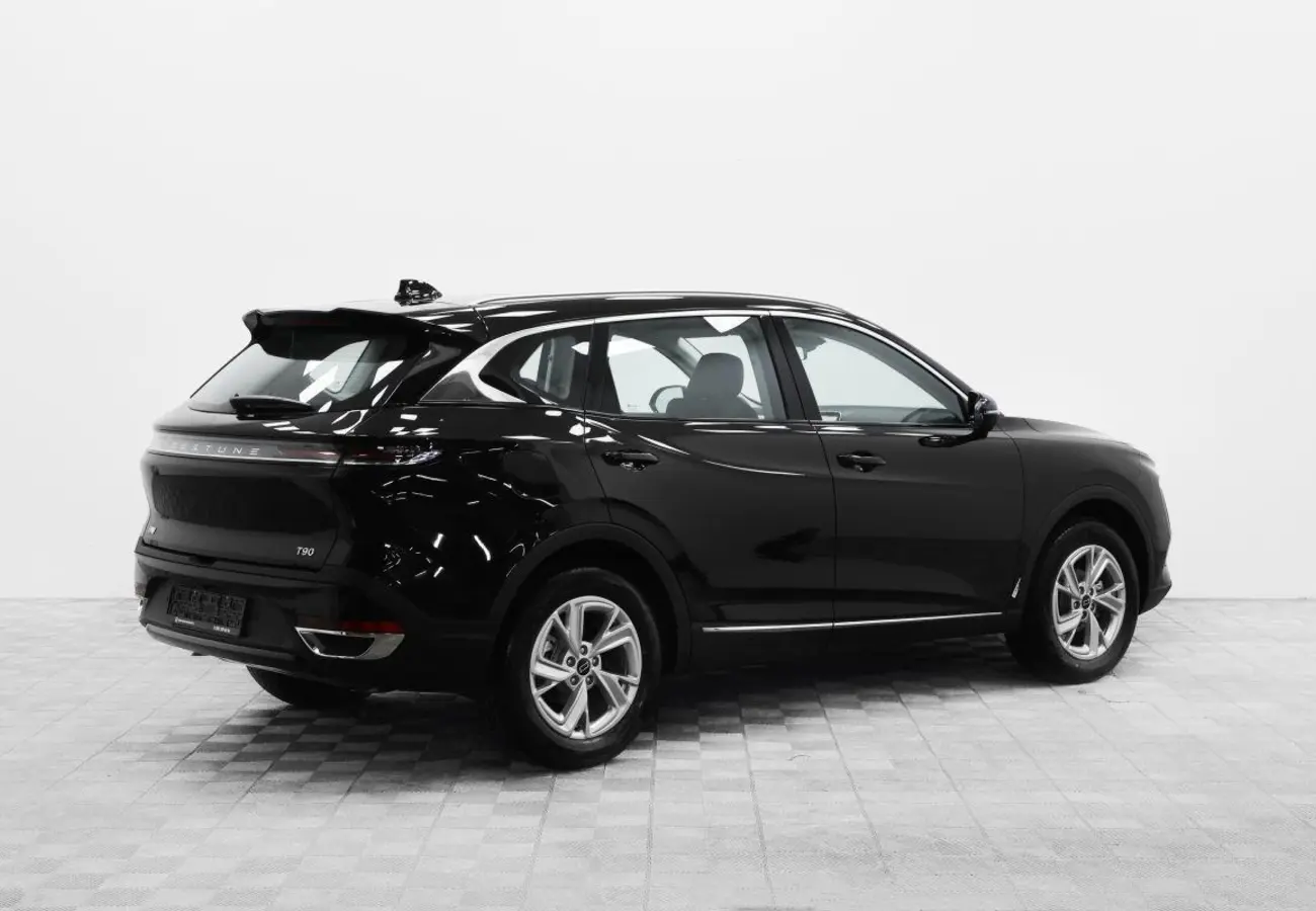 FAW Bestune T90