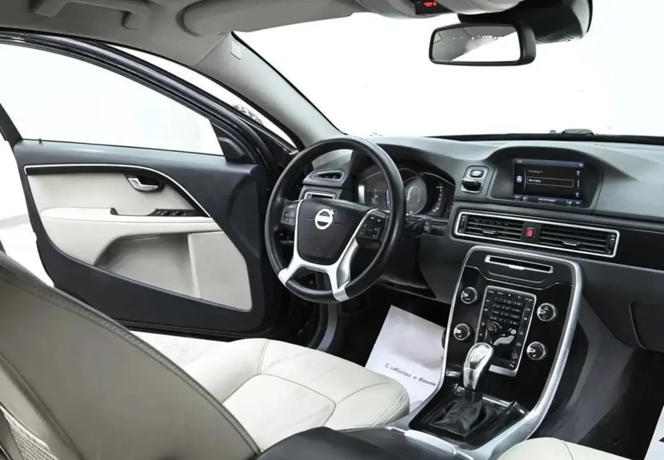 Volvo XC70