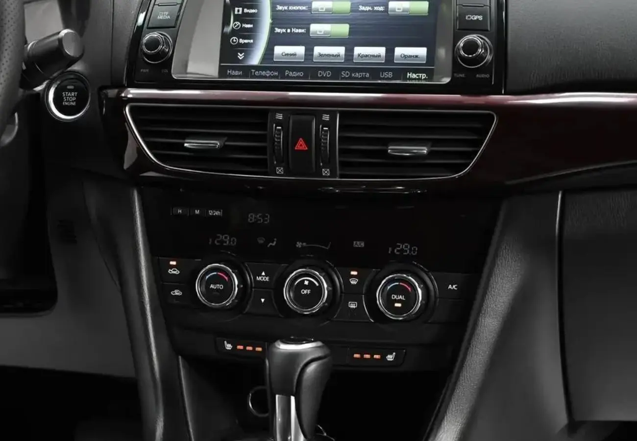 Mazda 6