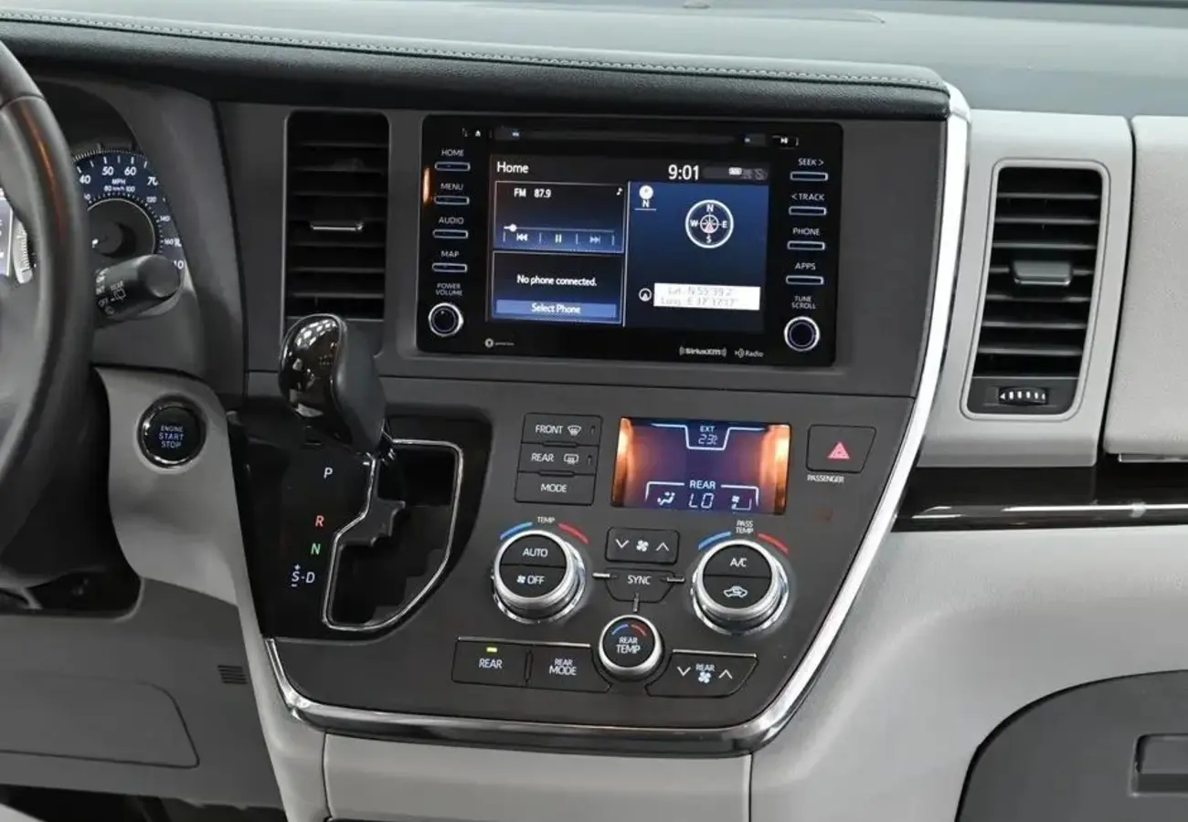 Toyota Sienna