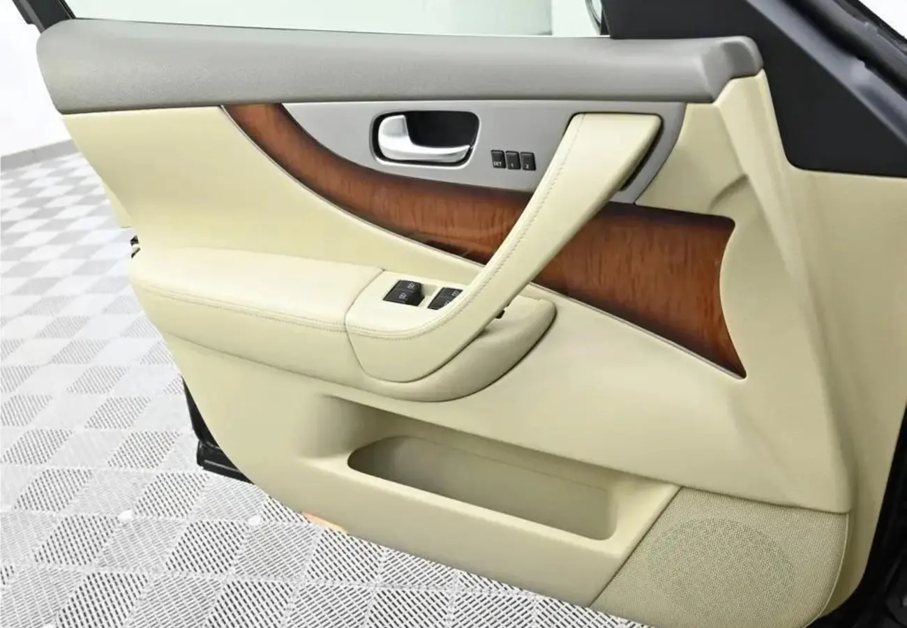 Infiniti FX