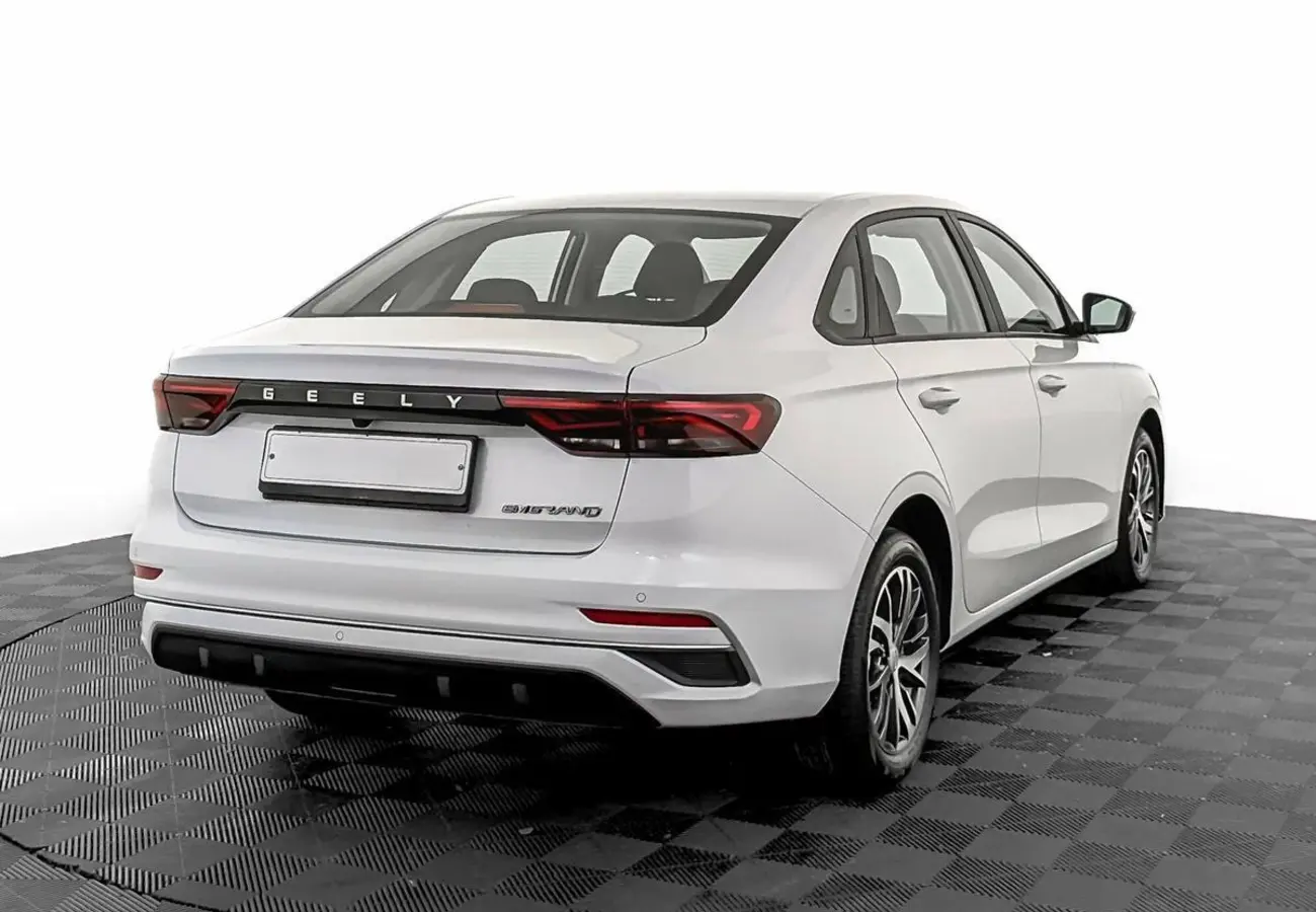 Geely Emgrand EC7