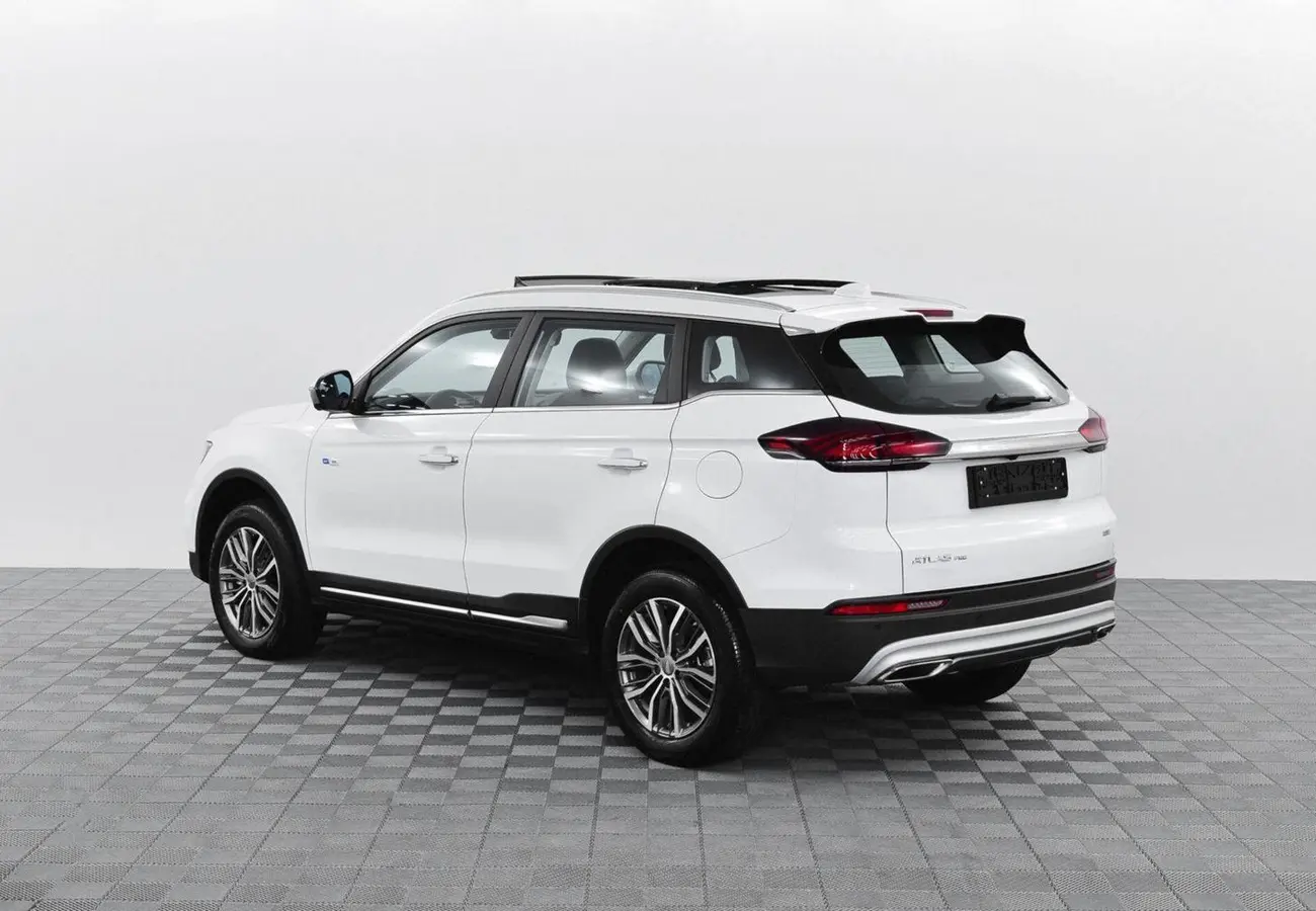 Geely Atlas Pro