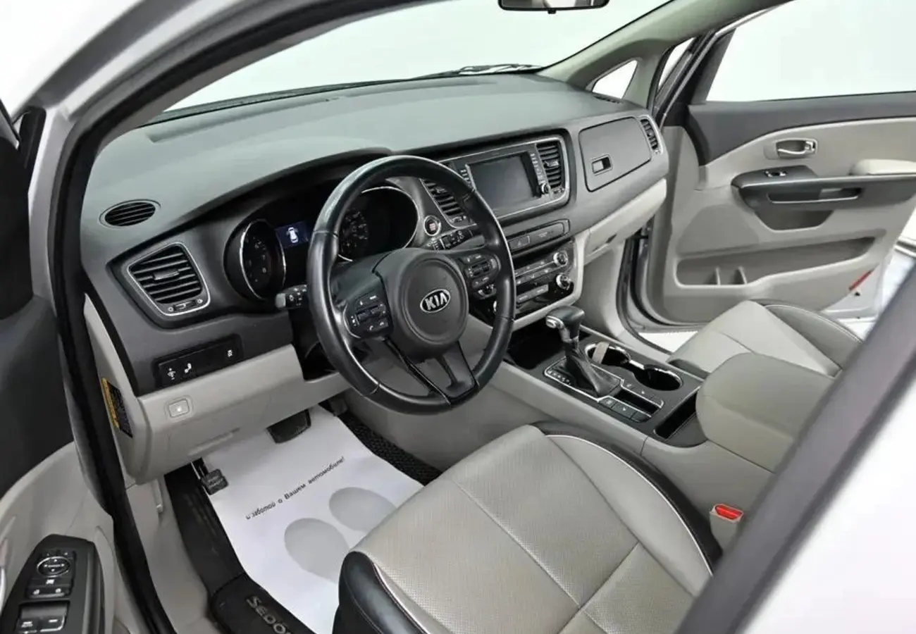 Kia Sedona