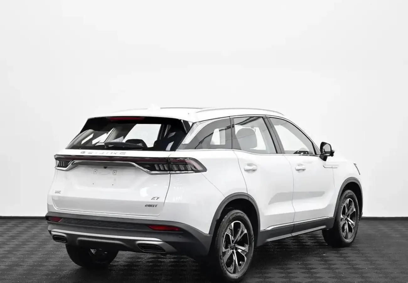 BAIC X7
