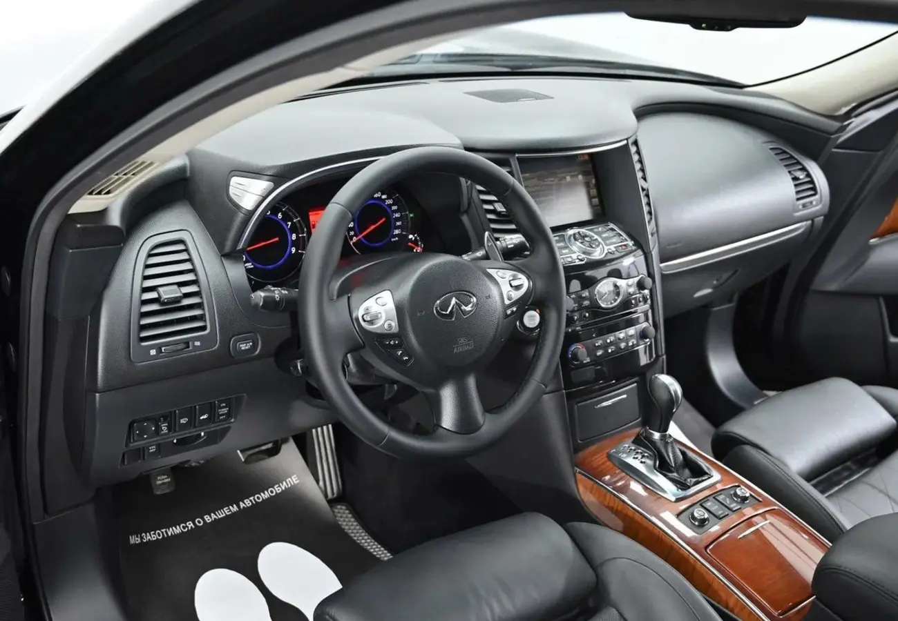 Infiniti FX