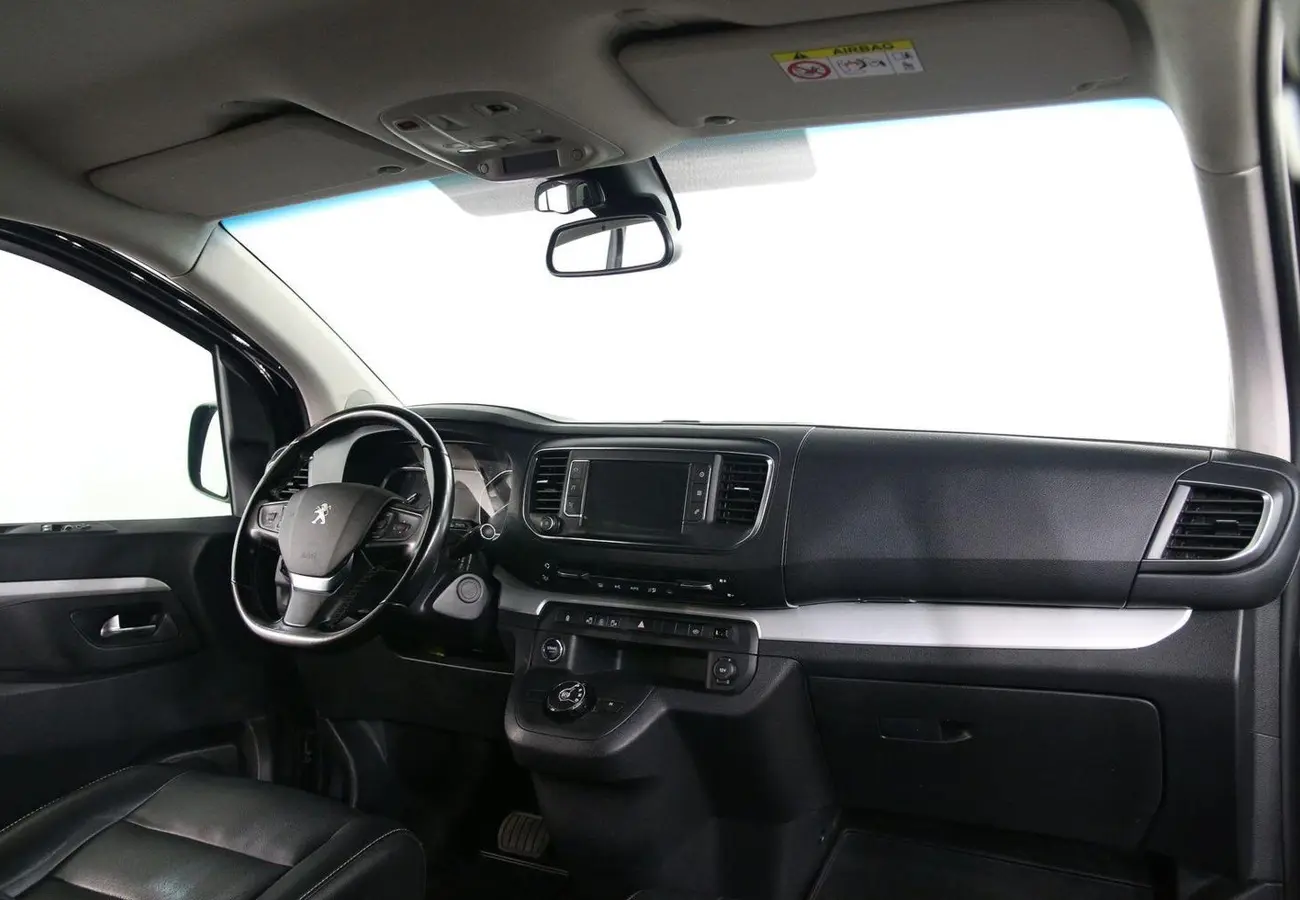 Peugeot Traveller